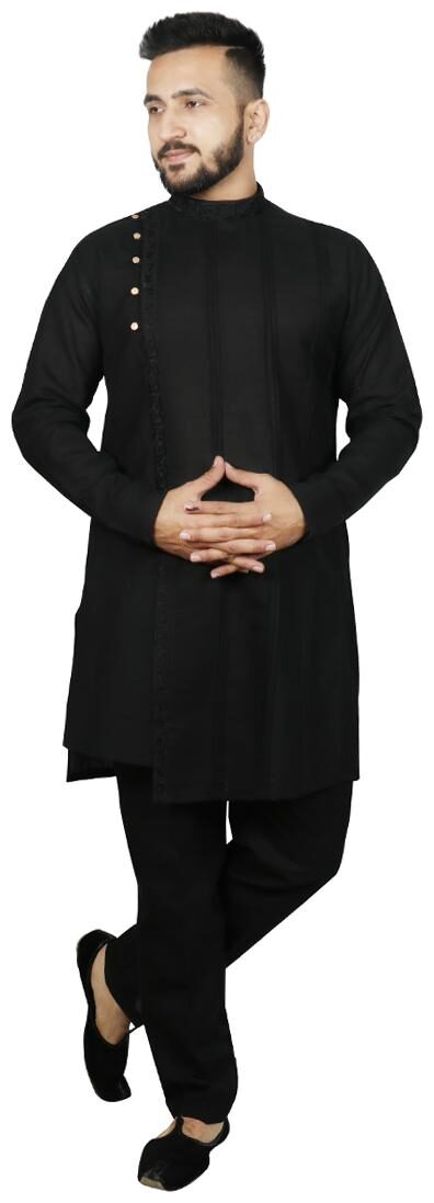 

SG LEMAN Black Solid Kurta and Trousers