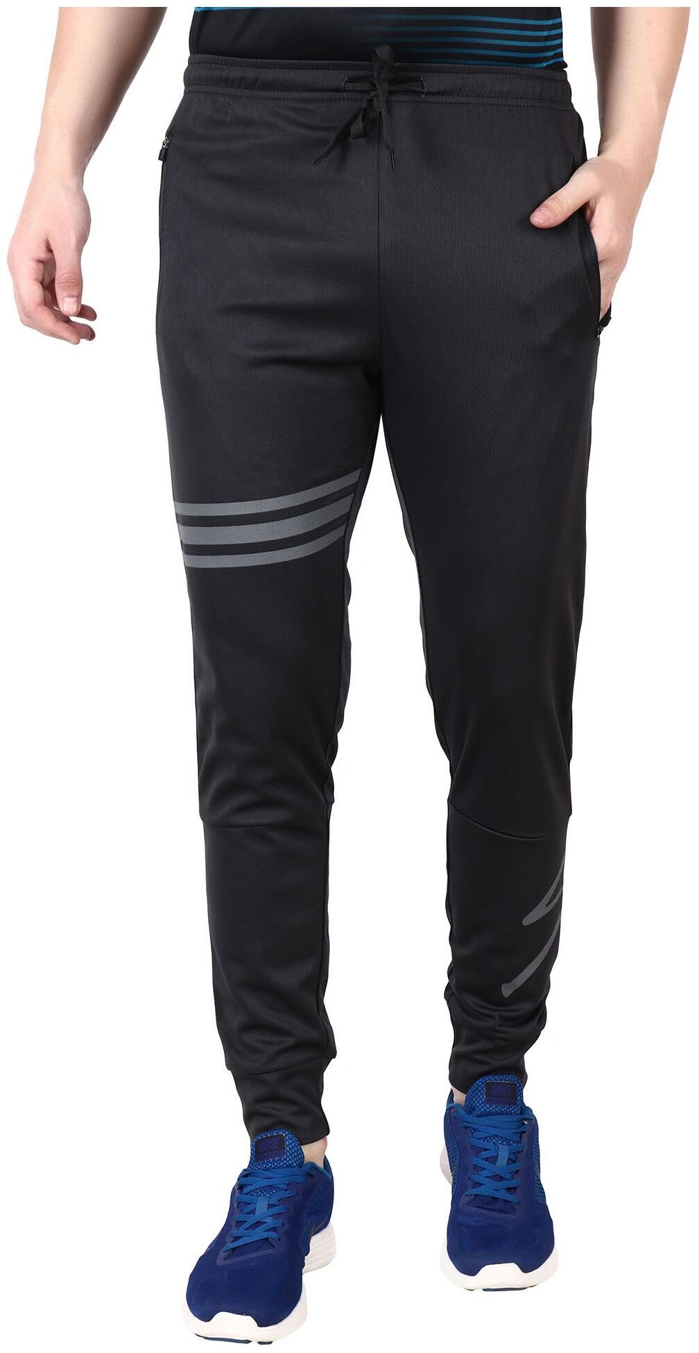 

SG Men Grey Solid Regular fit Track pants