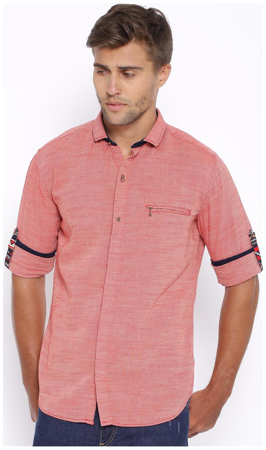 

Showoff Men Red Solid Slim Fit Casual Shirt