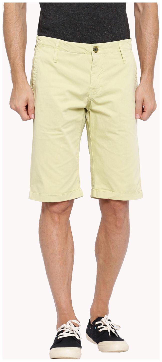 

Showoff Men White Slim Fit Regular Shorts