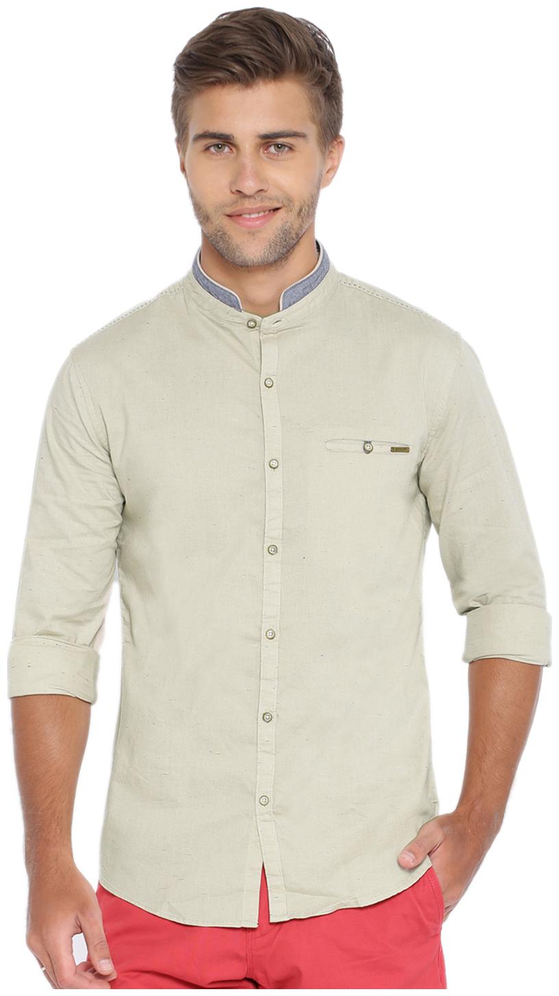 

Showoff Men Beige Solid Slim Fit Casual Shirt