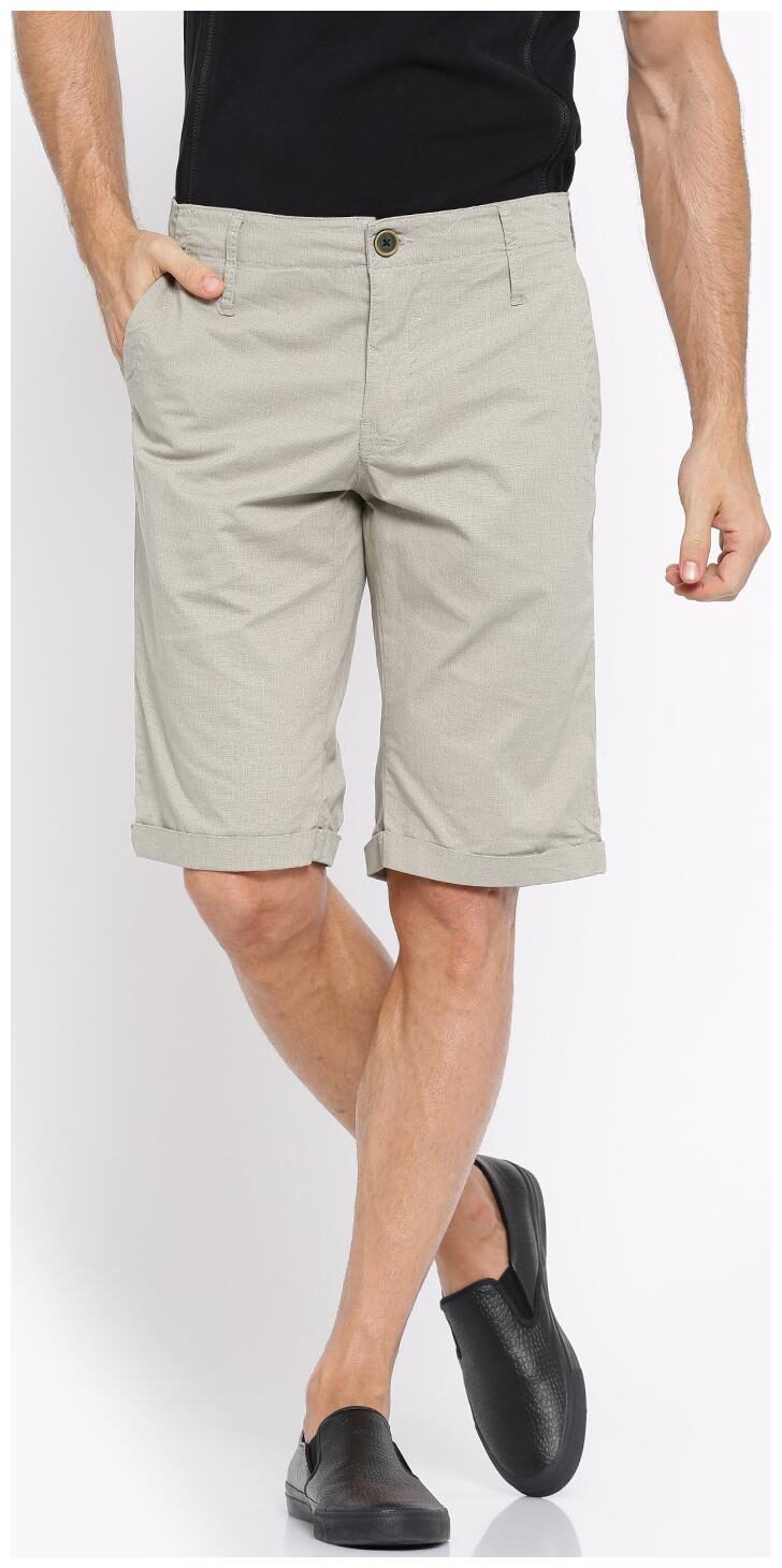 

Show off Men White Slim Fit Regular Shorts
