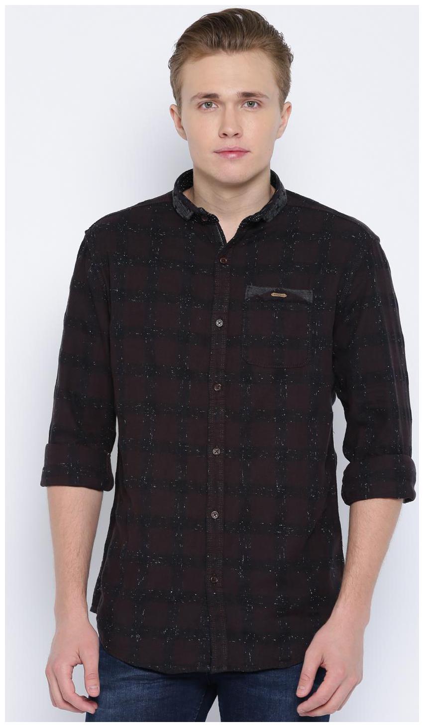 

Showoff Men Brown Solid Slim Fit Casual Shirt