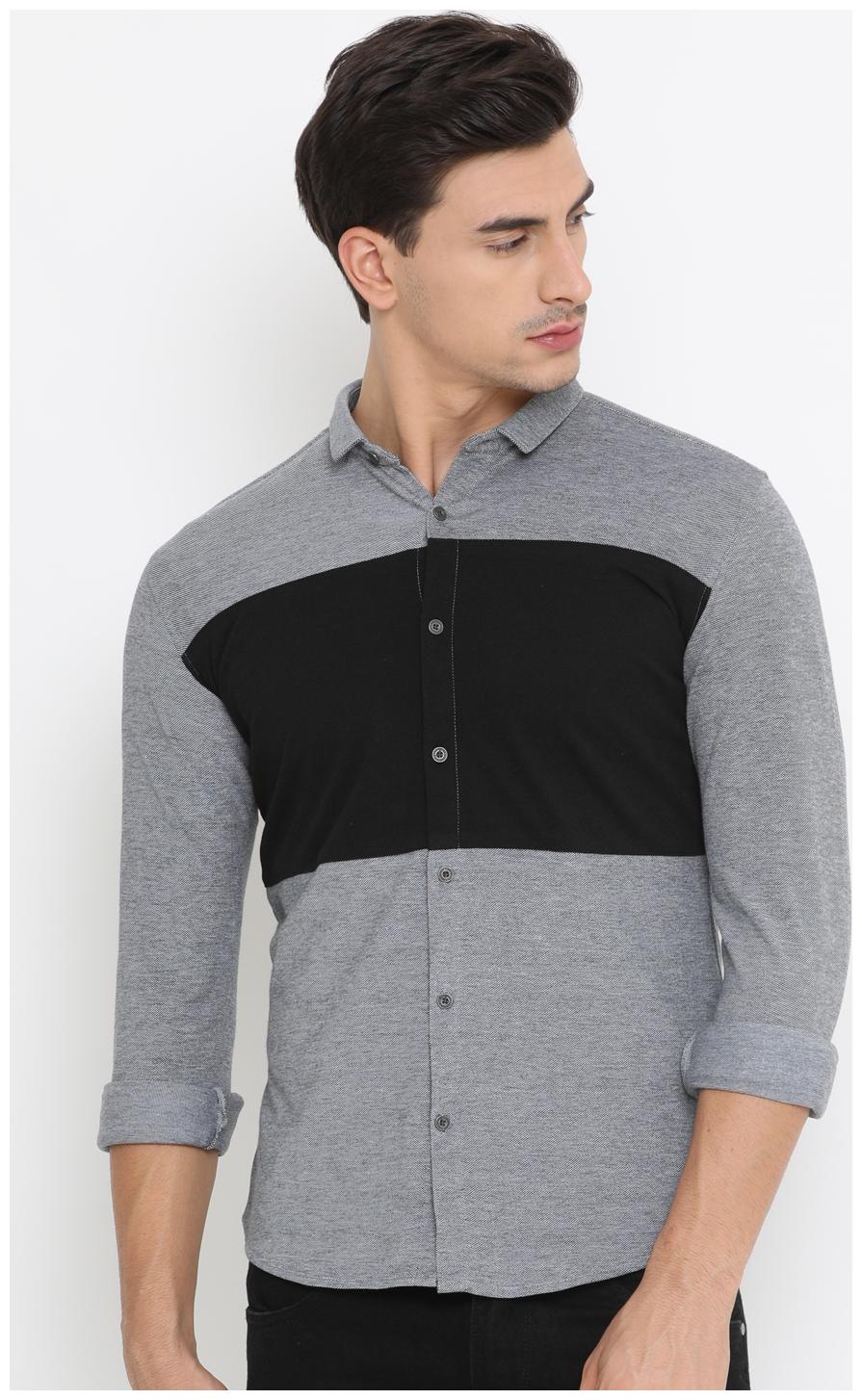 

Showoff Men Black Solid Slim Fit Casual Shirt
