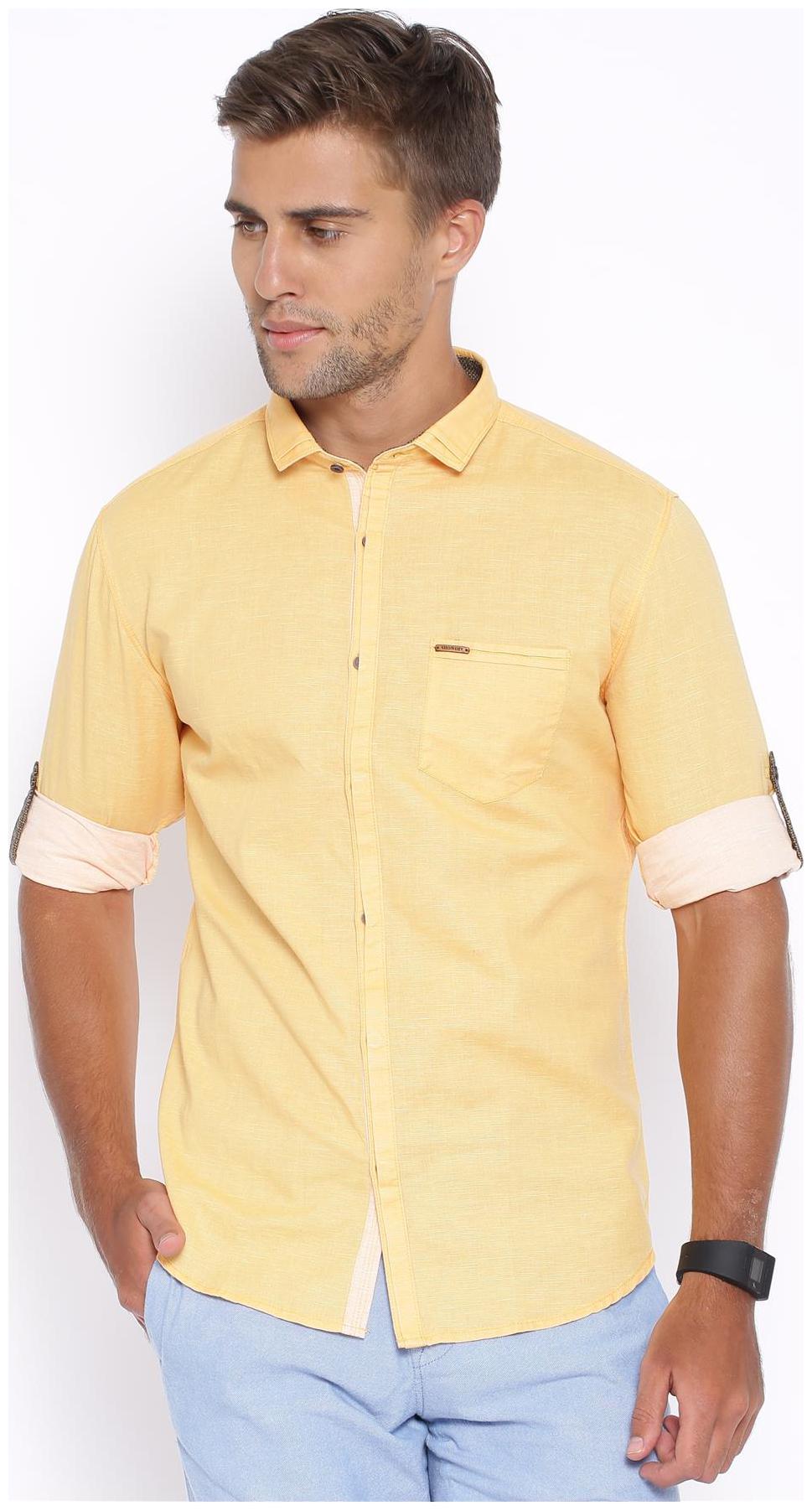 

Showoff Men Orange Solid Slim Fit Casual Shirt