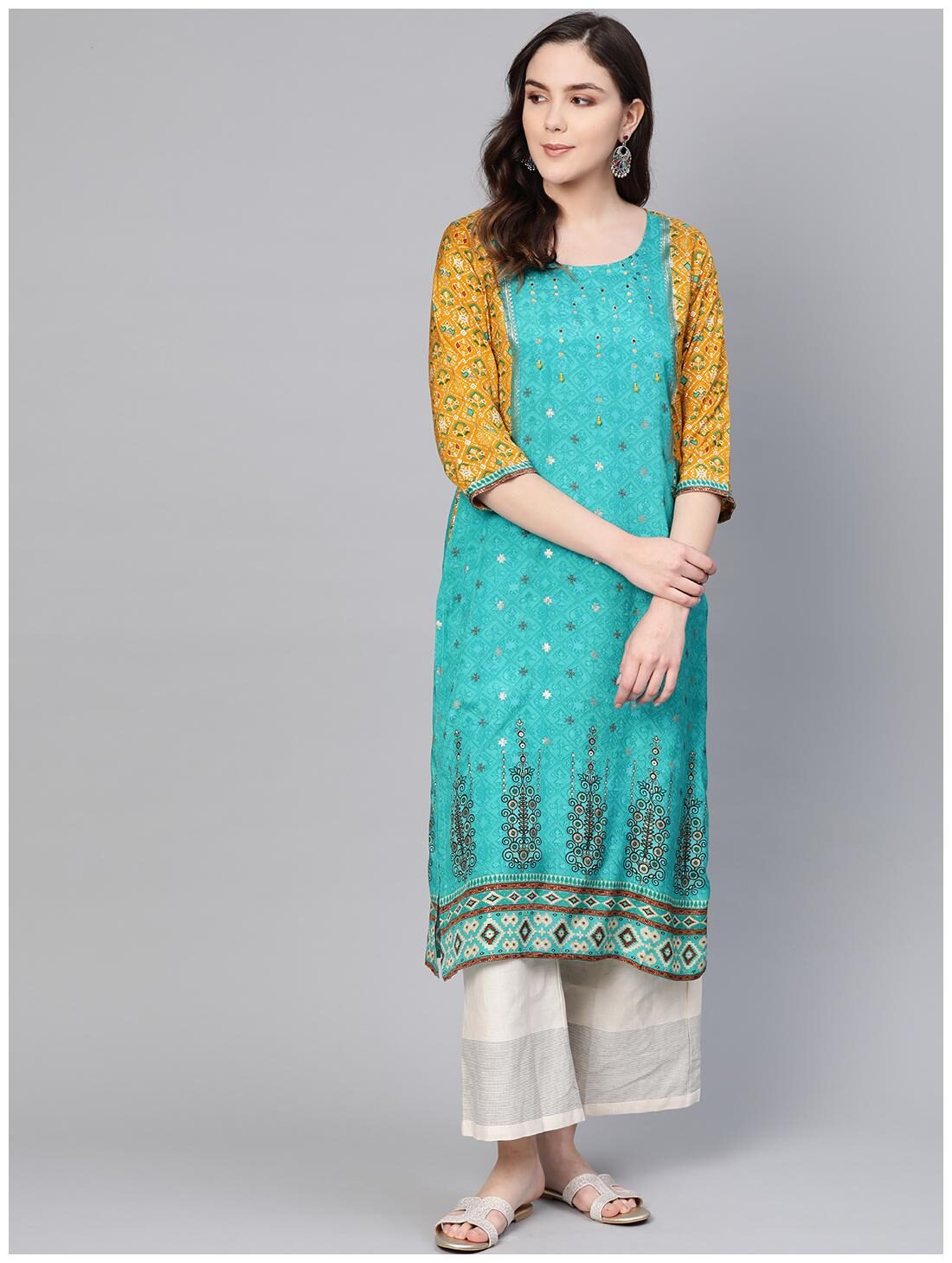 

Shree Women Blue Printed Straight Kurta