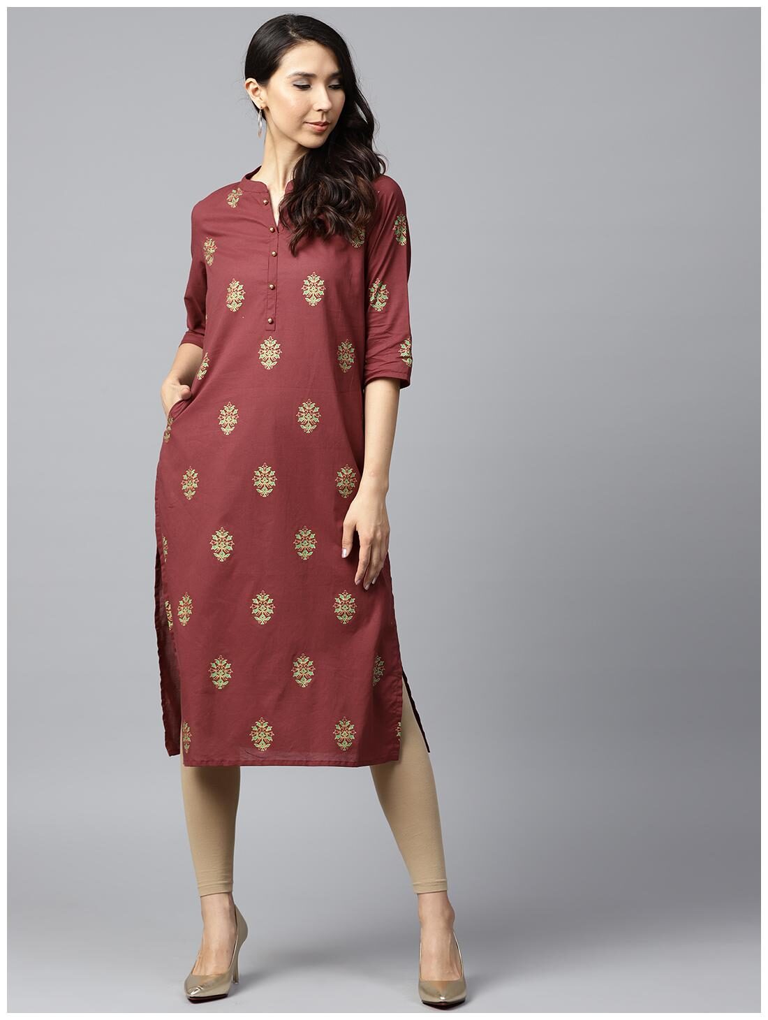 

Shree Cotton Colorblocked Women Kurta - Maroon