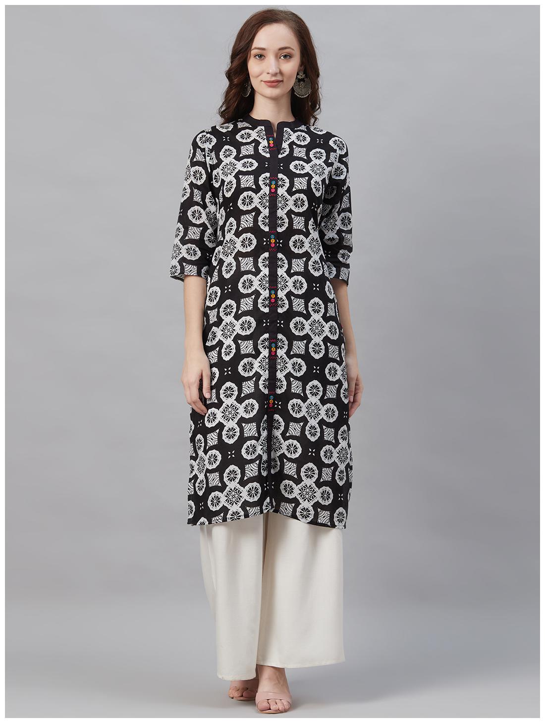 

Shree Women Black Geometric Straight Kurta