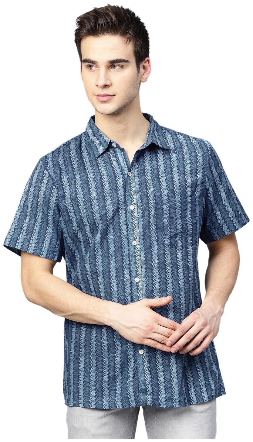 

Shree Men Blue Geometric Regular Fit Casual Shirt