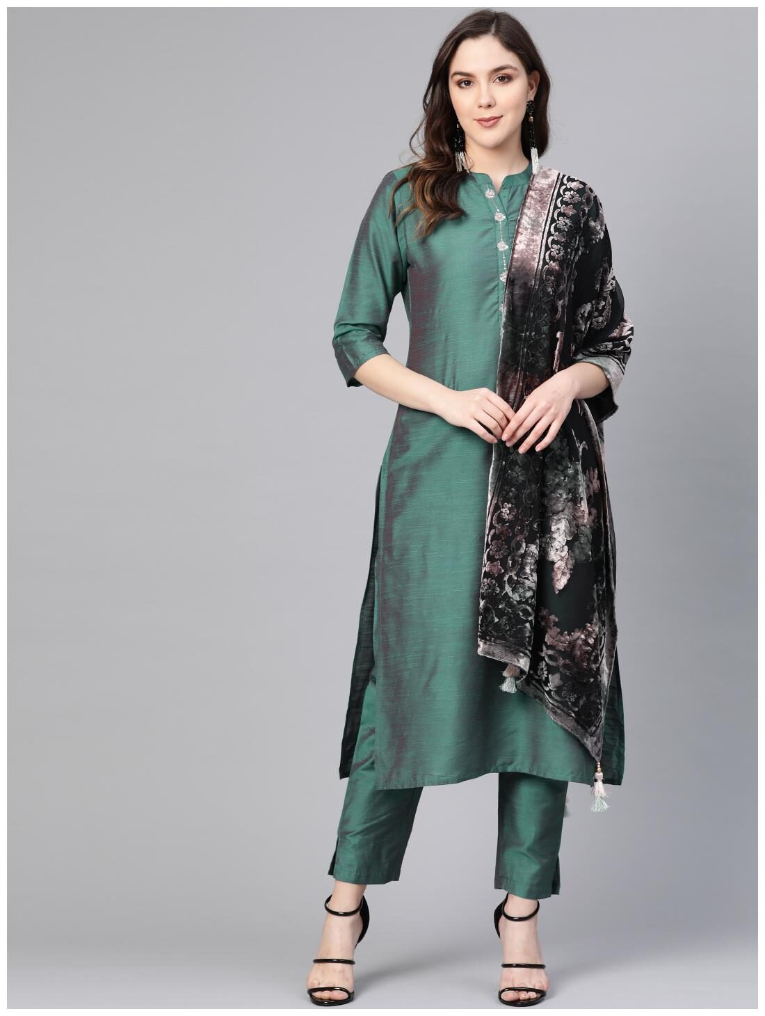 

Shree Women Green Solid Straight Kurta With Palazzo And Dupatta