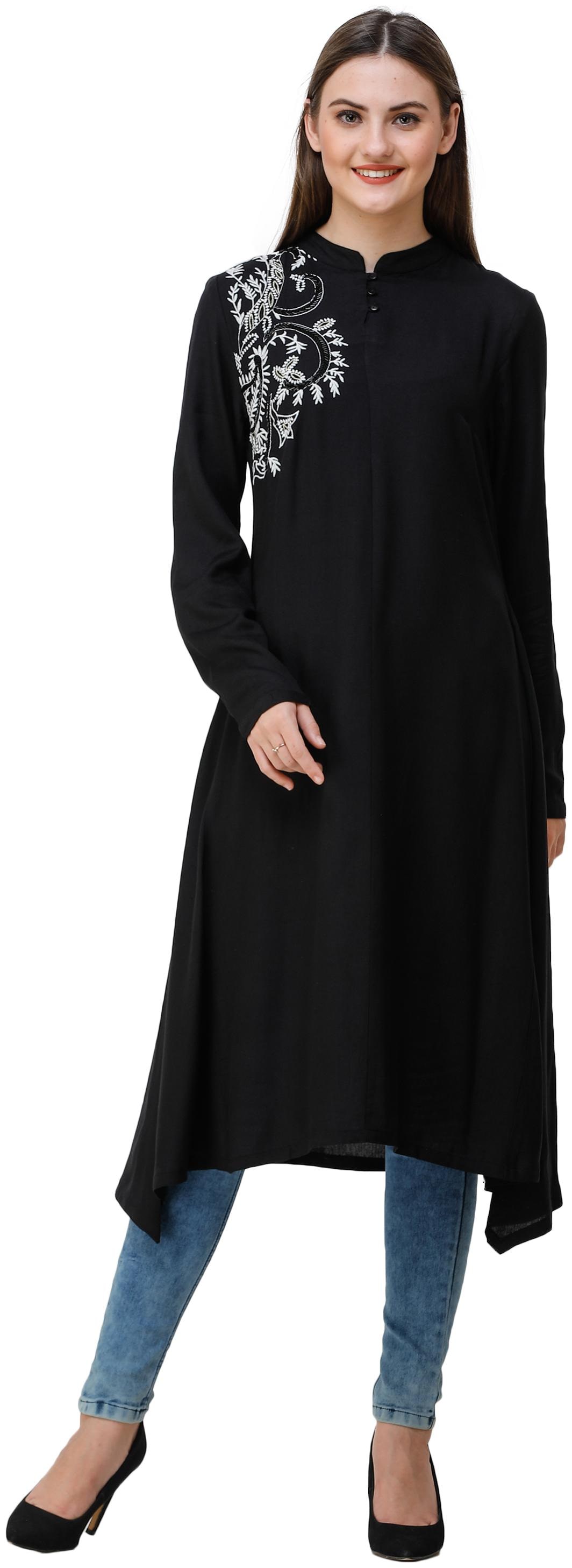 

SILK ROUTE LONDON Black Solid Fit flare dress