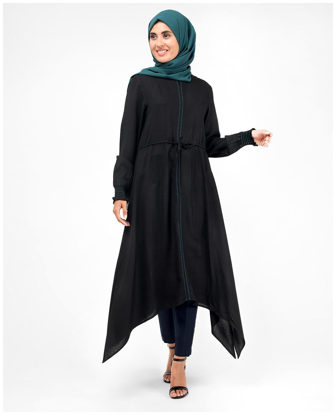 

SILK ROUTE LONDON Black Solid Fit flare dress