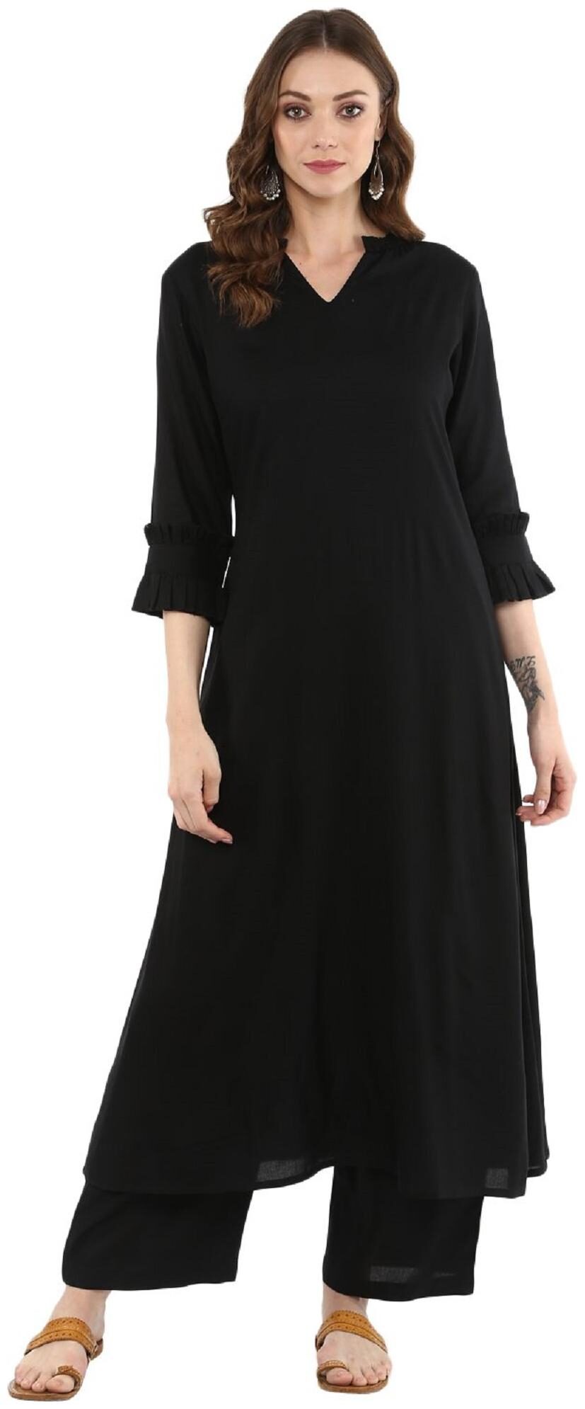 

Sitaram Designer Womens A-line Black Palazzo kurti set