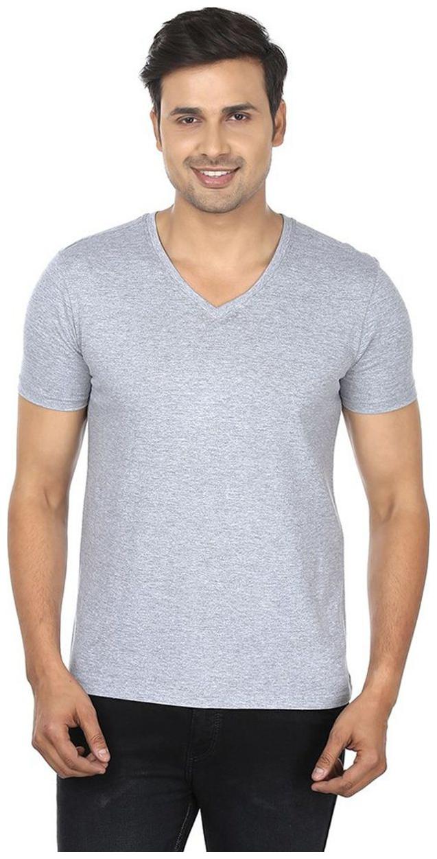 

Sizzlacious Men Grey Regular fit Cotton V neck T-Shirt - Pack Of 1