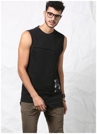 SKULT by Shahid Kapoor Men Black Asymmetric Vest