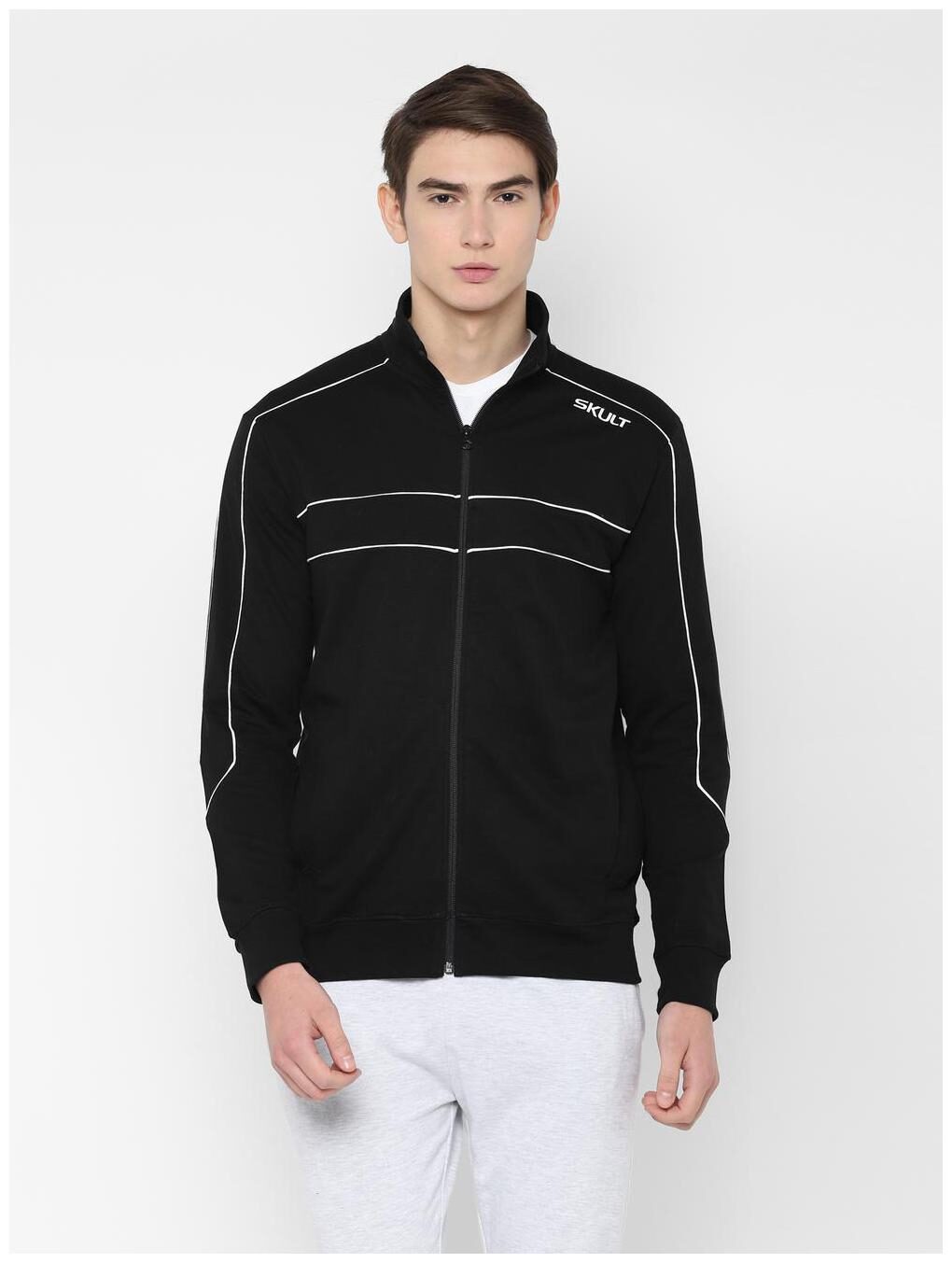 

SKULT by Shahid Kapoor Men Black Round neck Sweatshirt
