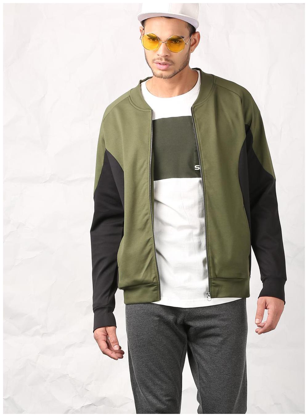 

SKULT by Shahid Kapoor Men Green Hooded Sweatshirt