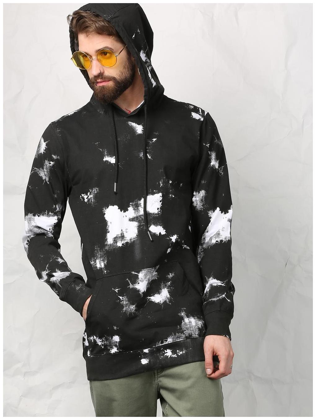 

SKULT by Shahid Kapoor Men Black Hooded Sweatshirt