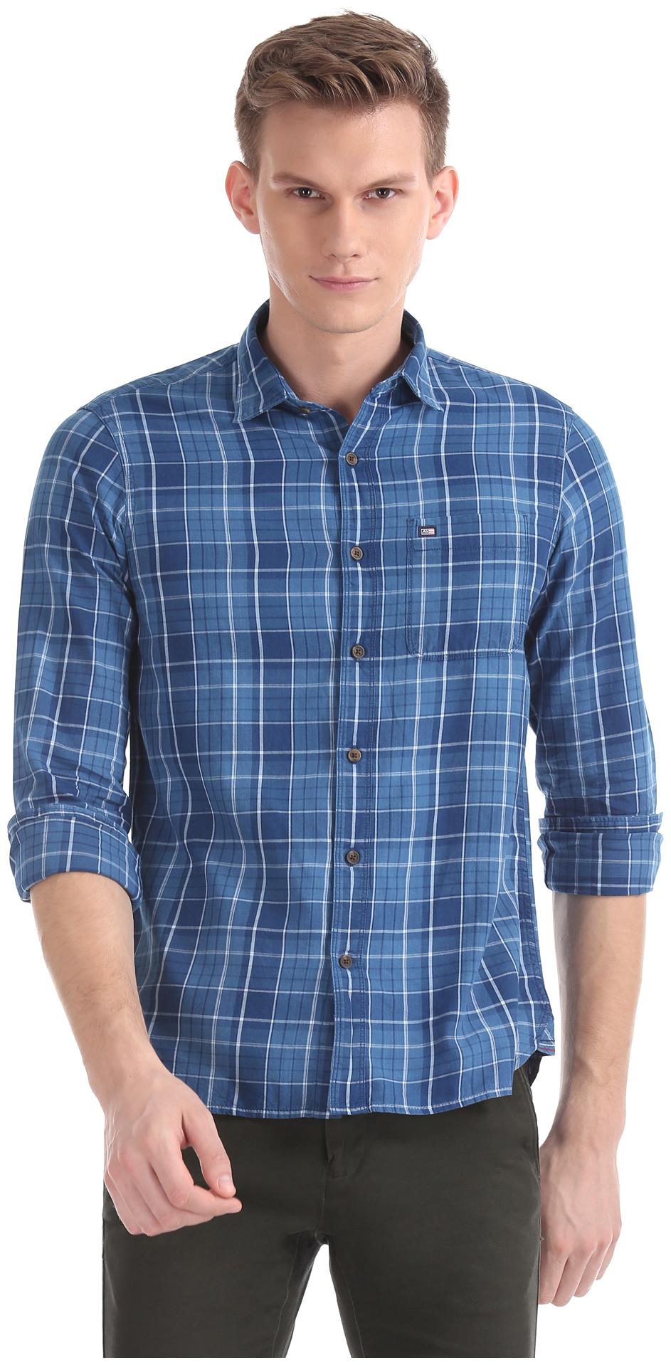

Arrow Men Blue Checked Slim Fit Casual Shirt