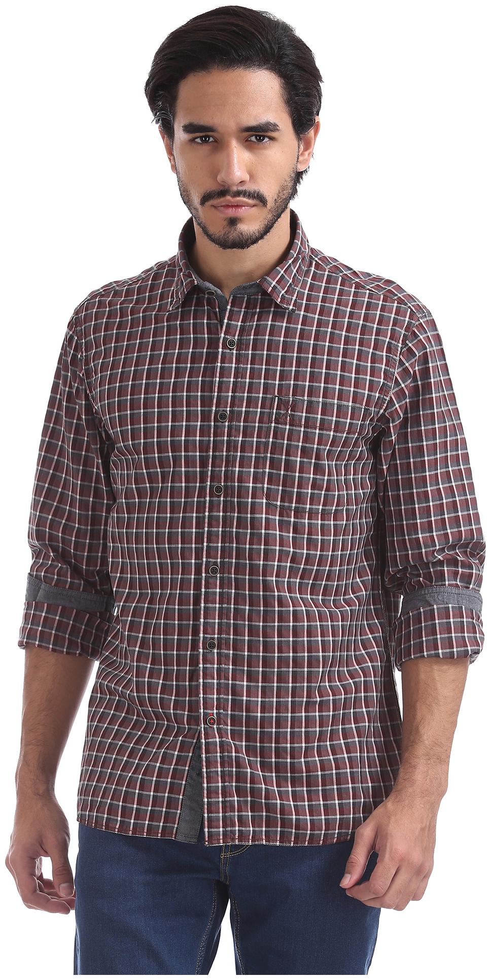 

Arrow Men Red Checked Slim Fit Casual Shirt