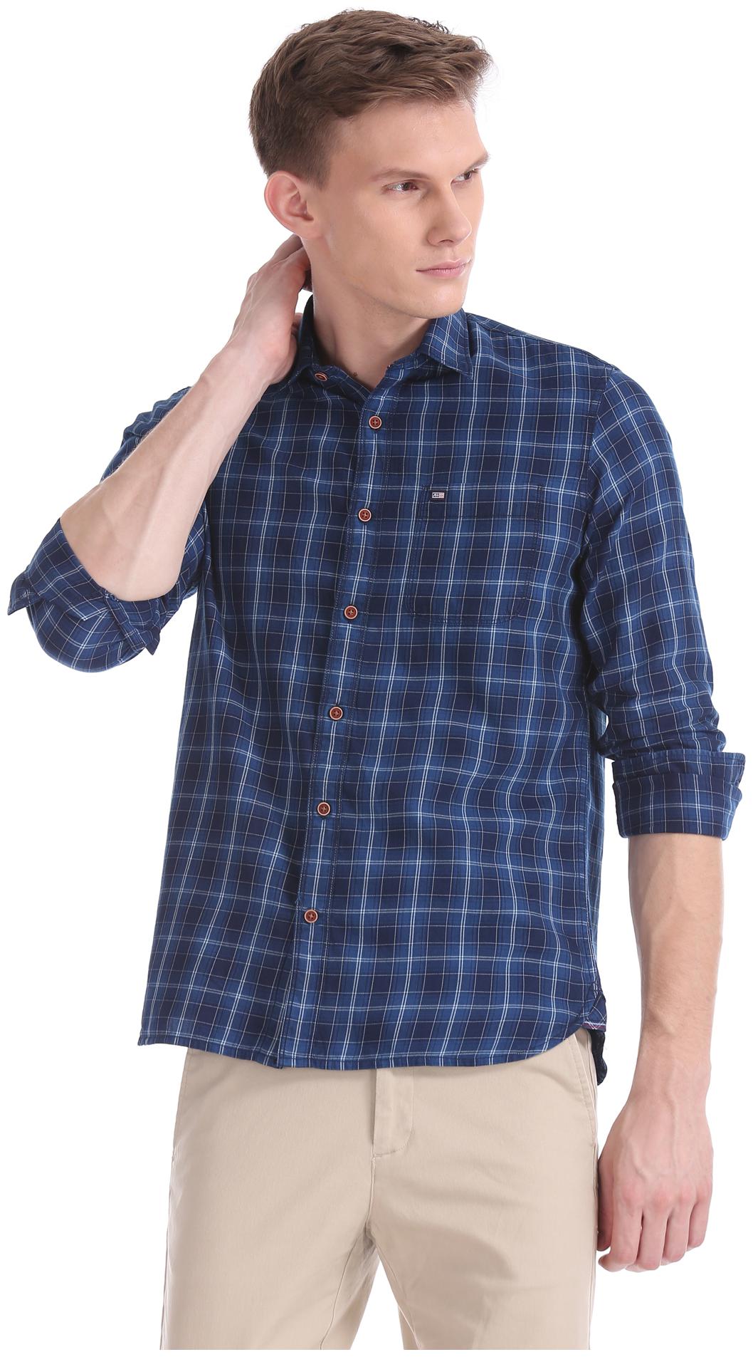 

Arrow Men Blue Checked Slim Fit Casual Shirt