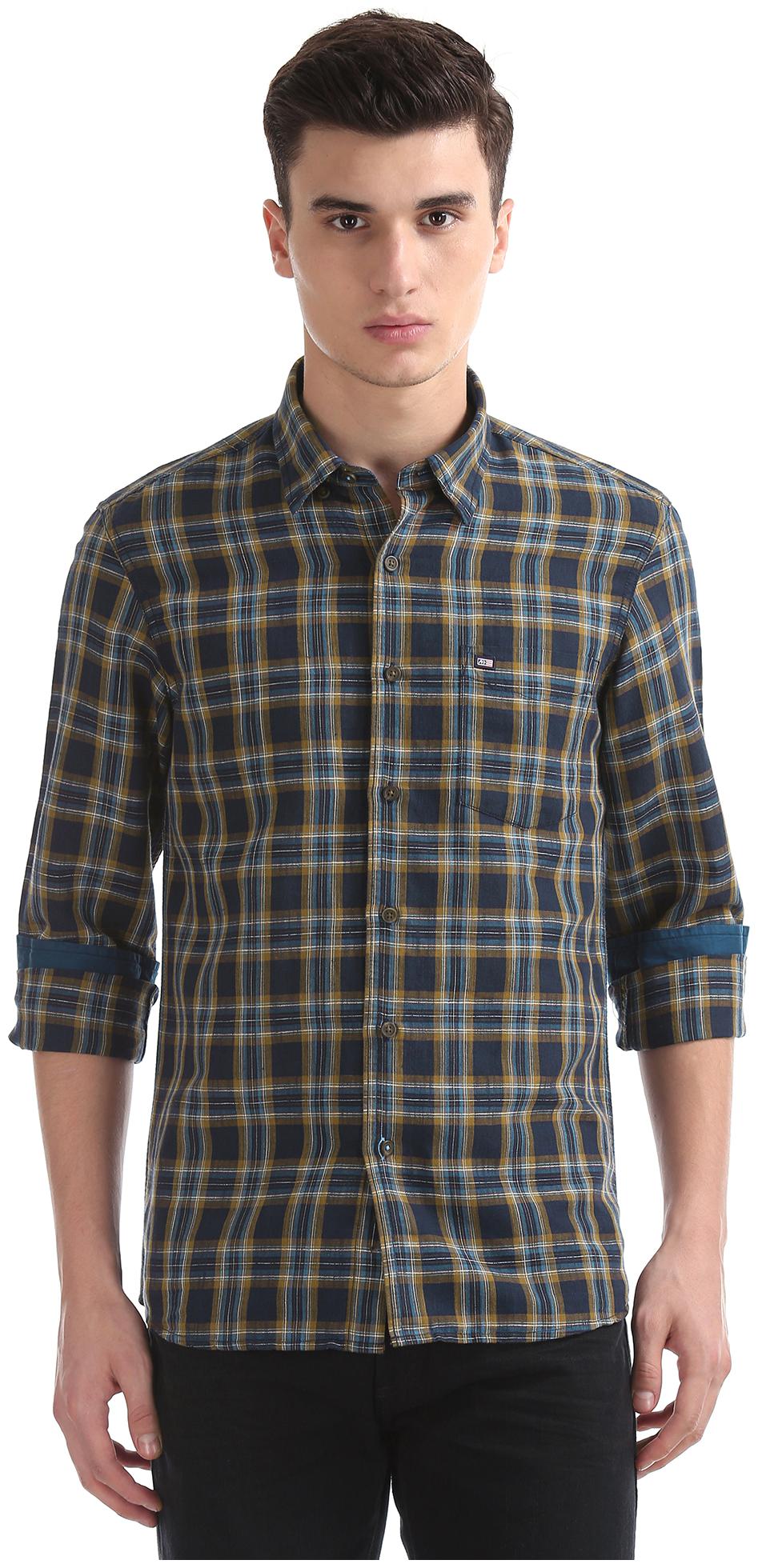

Arrow Men Blue Checked Slim Fit Casual Shirt