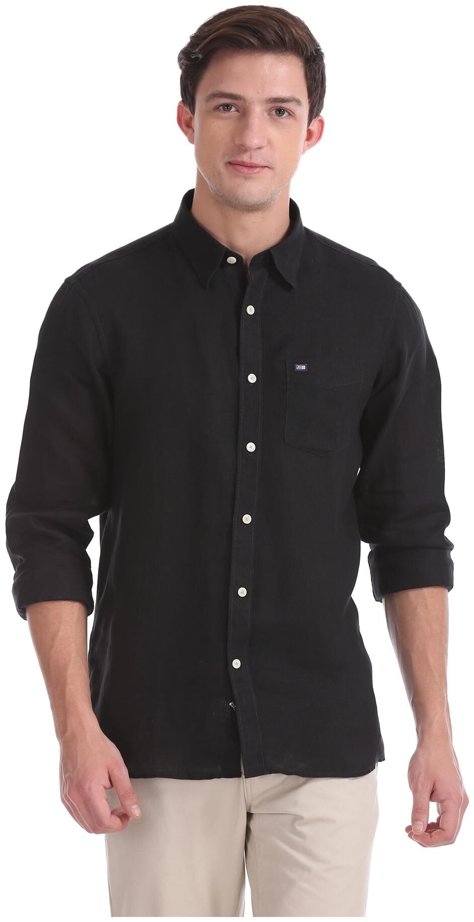 

Arrow Men Black Solid Slim Fit Casual Shirt