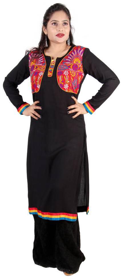 

ANAIRA FOR WOMAN Women Black Embroidered Straight Kurta