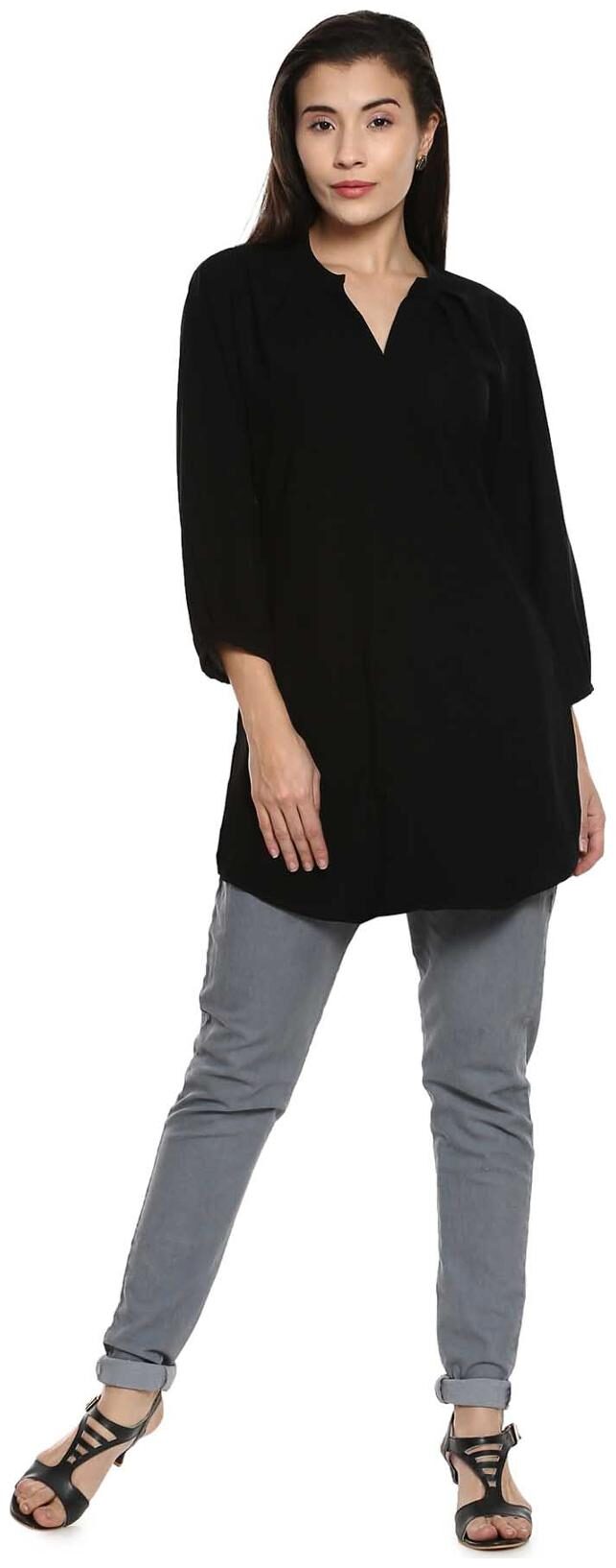 

Soch Women Solid Regular tunic - Black