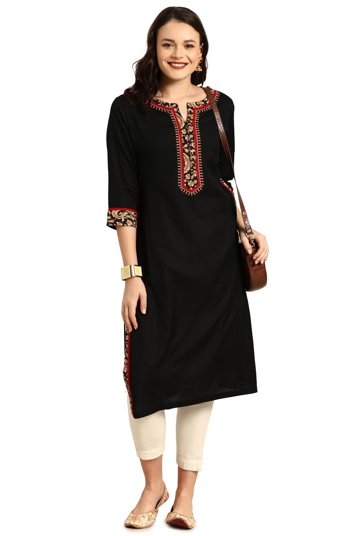 

Soch Women Black Solid Straight Kurta
