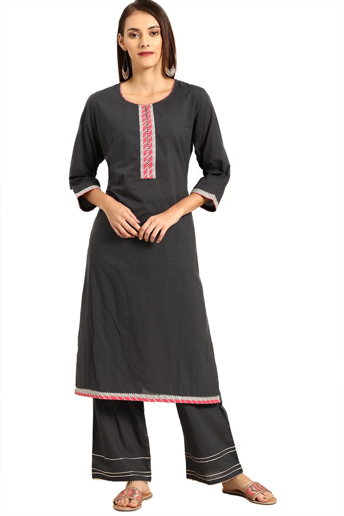 

Soch Women Black Solid Straight Kurti With Palazzo