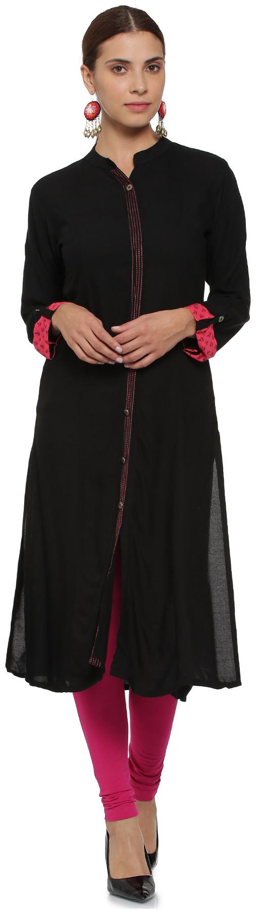 

Soch Women Black Solid Straight Kurta