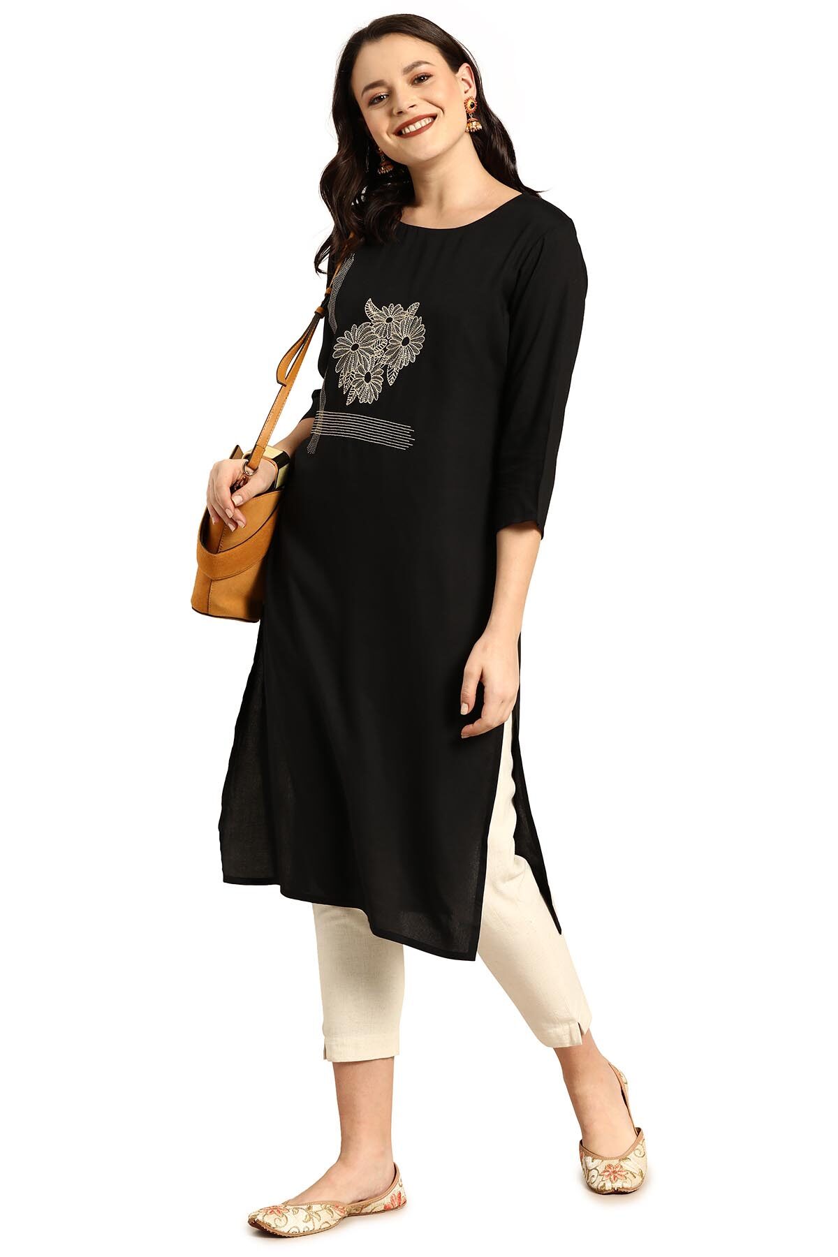 

Soch Women Black Embroidered Straight Kurta