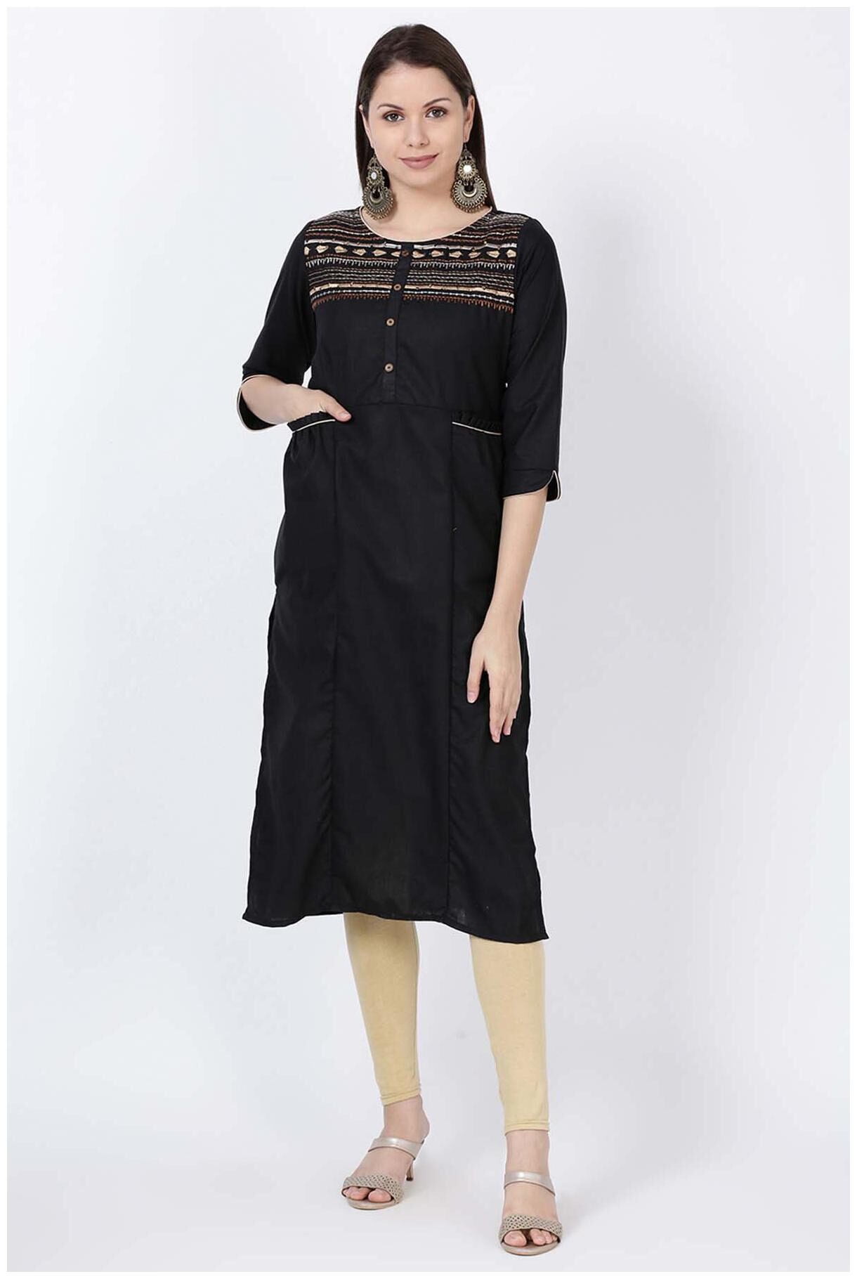 

Soch Women Black Solid Regular Kurta