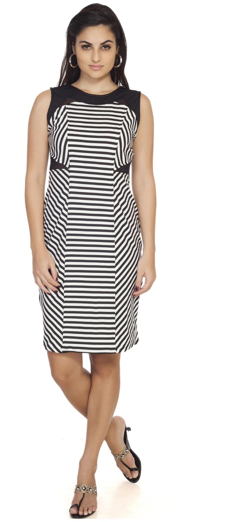 

Soie Black White Sleeveless Striped A-Line Dress