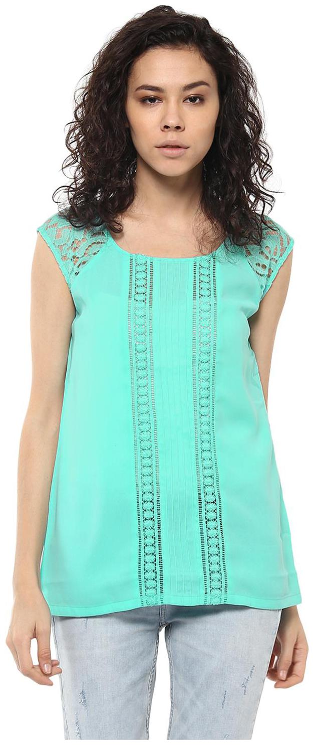 

Soie Lacy Yoke Top