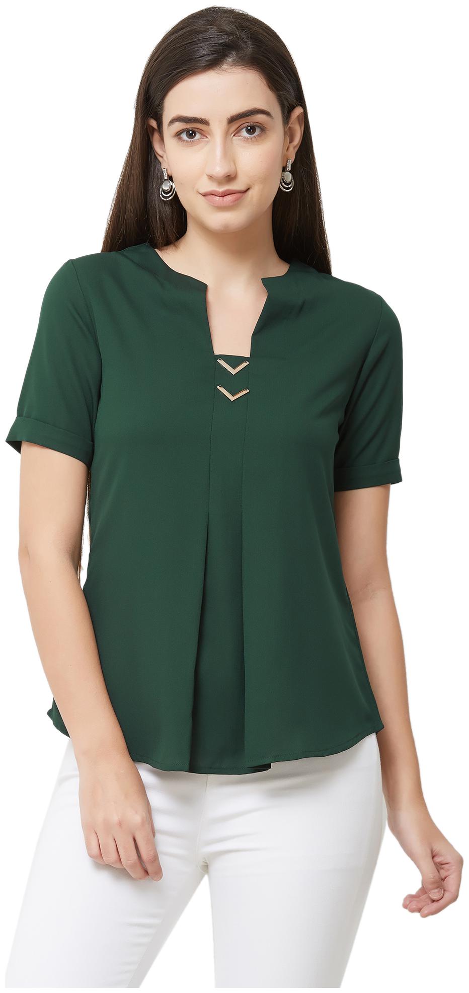 

Soie Women Solid Regular top - Green