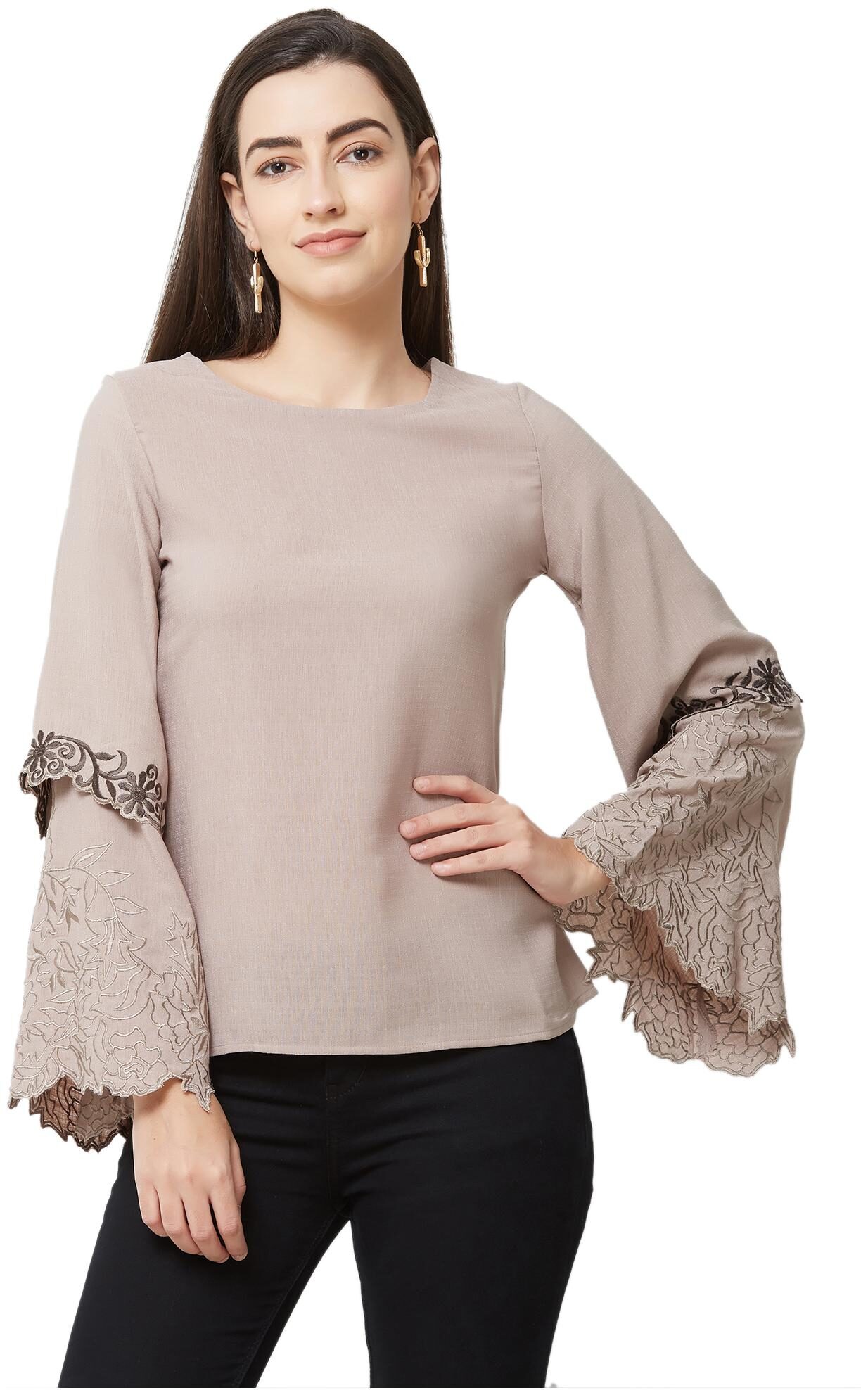 

Soie Women Self design Regular top - Beige