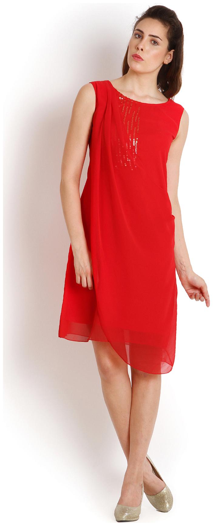 

Soie Red Solid Sheath dress