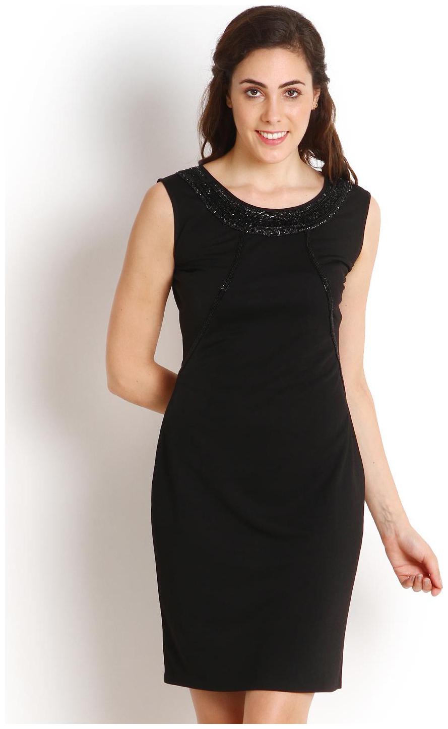 

SOIE Shift stretchable dress with Handwork on neckline