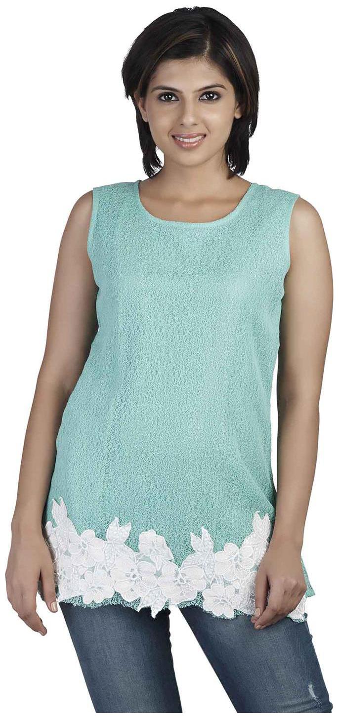 

SOIE Sleeveless lace top with embroidery at the hem