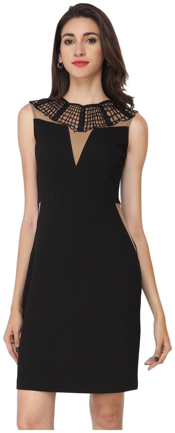 

Soie Solid Straight Regular Fit Evening Dress