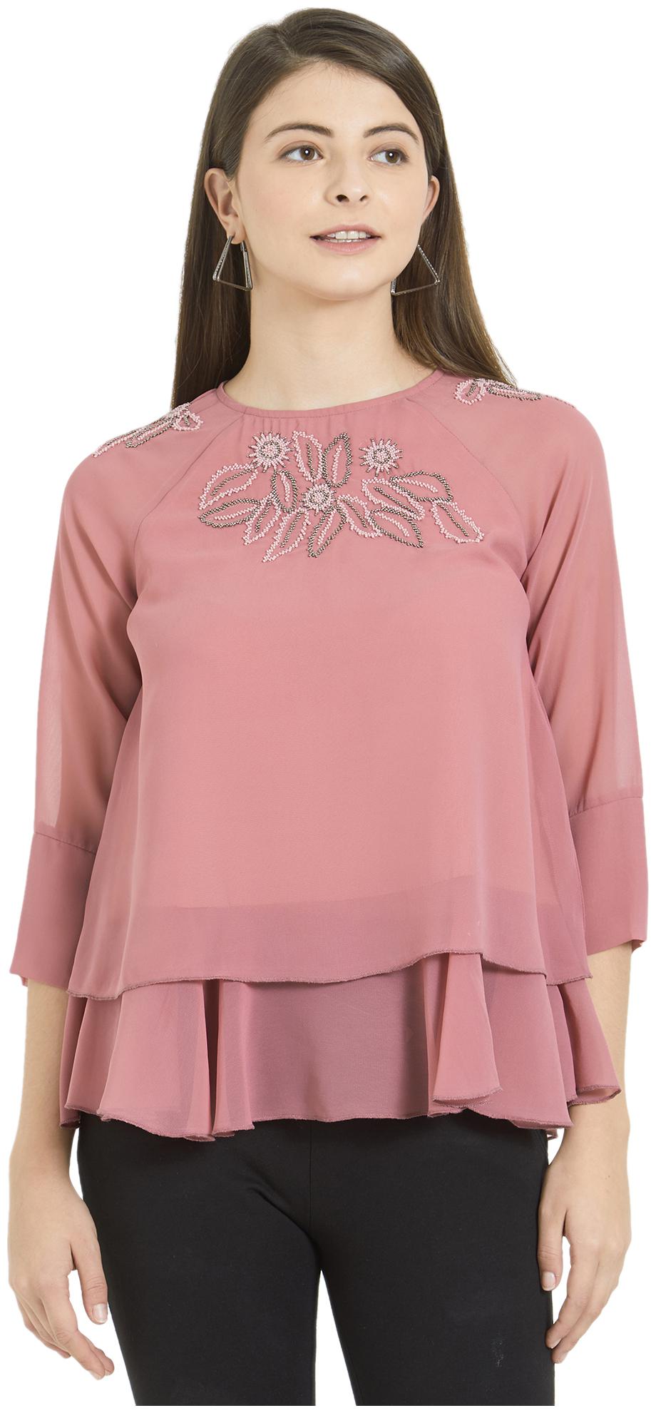 

Soie Women Solid Regular top - Pink