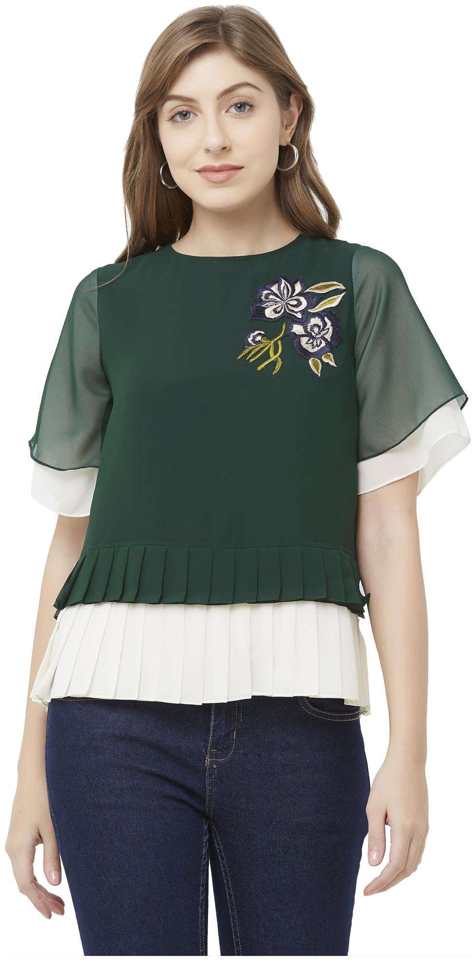 

Soie Women Embroidered Regular top - Green