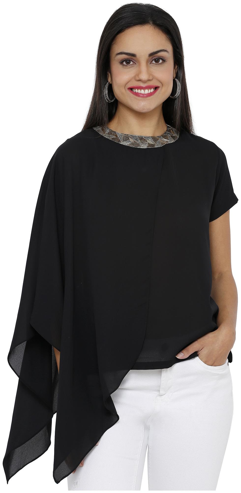 

Soie Women Solid Regular top - Black
