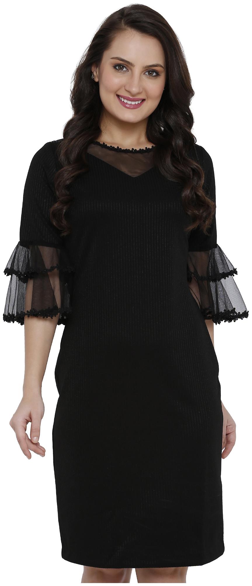 

Soie Black Solid Sheath dress