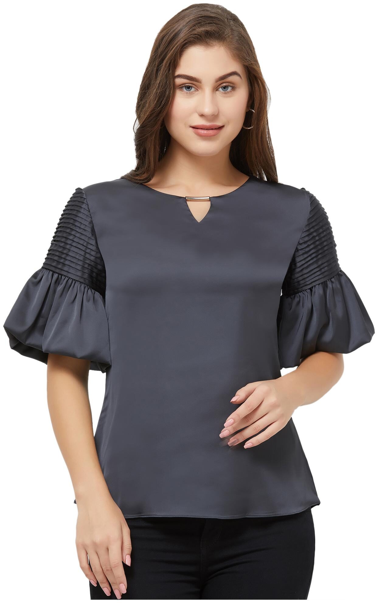 

Soie Women Solid Regular top - Grey