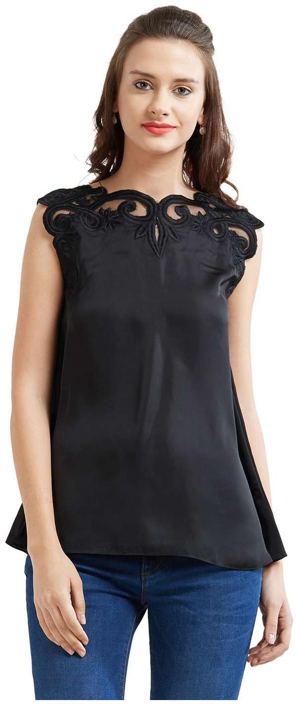 

Soie Women s Solid V-NeckTop