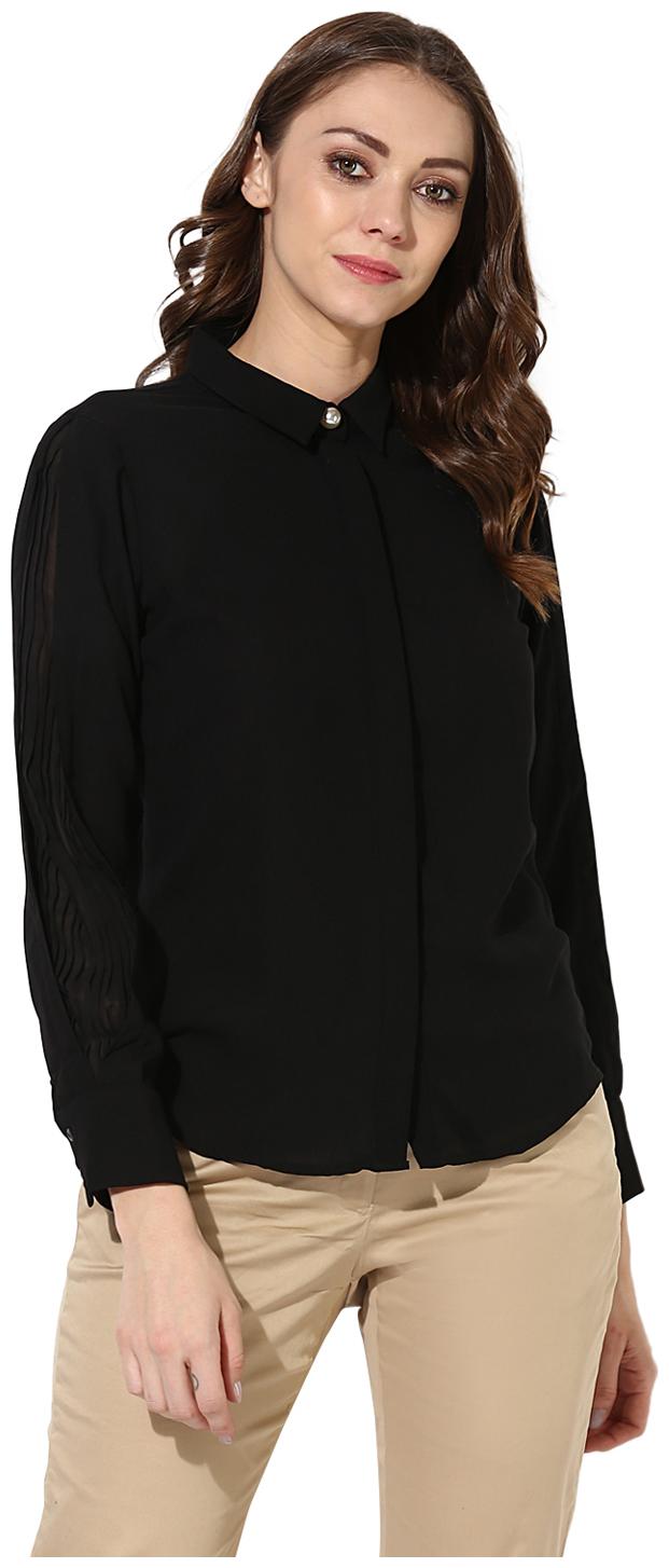 

Soie Women s Black Fan Pleated Sleeves Top