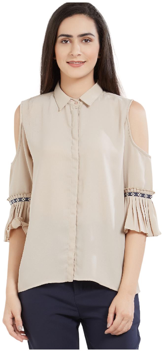 

Soie Women Solid Regular top - Beige